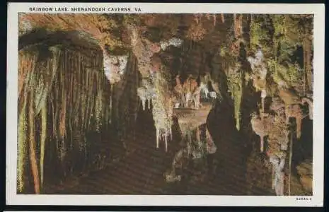 USA. Sheandoach Caverns. Va. Reinbow Lake.