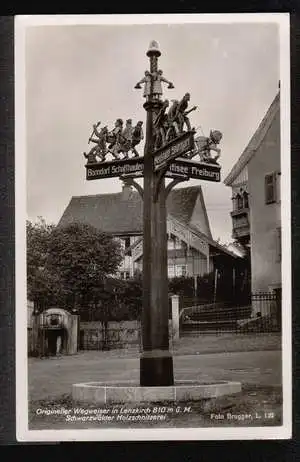 Lenzkirch. Origineller Wegweisser.