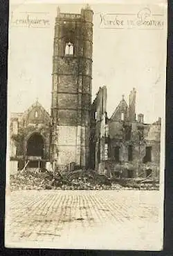 Peronne. Zerschossene Kirche in.