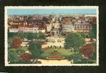 Le Havre. Jardins de I&#039;Hotel de Ville et la Rue de Paris.