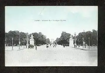 Paris. Avenue des Champs Elysees.