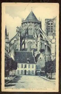 Bourges. L&#039;abside de la Cathedrale.