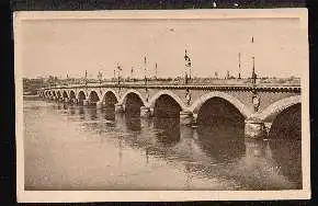 Bordeaux. Le Pont de Bordeaux.
