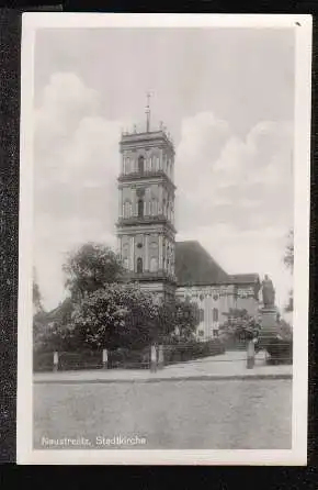 Neustrelitz. Stadtkirche