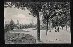 DEMMIN. Wilhelmplatz mit dem Kriegerdenkmal