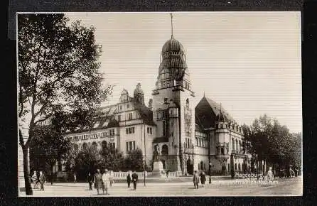 Magdeburg. Kaiser Friedrich Museum