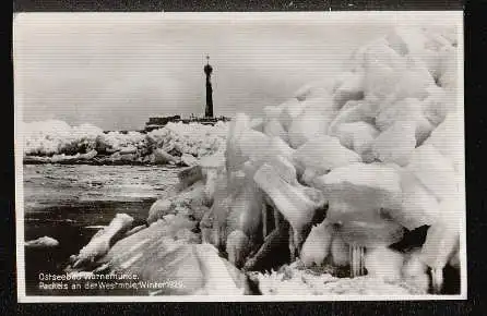 Ostseebad Warnemünde. Packeis am Westmole. Winter 1929