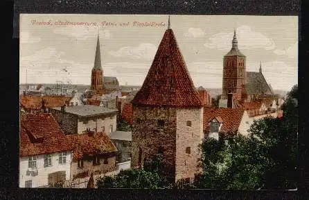 Rostock. Stadtmauerturm, Petri und Nicolaikirche