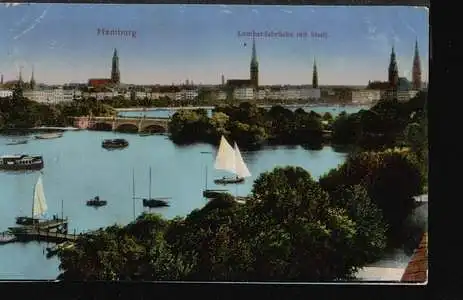 Hamburg. Lombardsbrücke mit stadt.