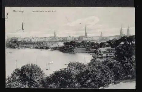 Hamburg. Lombardsbrücke mit Stadt.