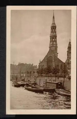 Hamburg. Zollkanal bei der Katherinenkirche