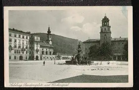 Salzburg. Residenzplatz und Glockenspiel