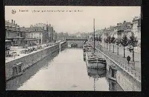 Tournai. L &#039;Escaut, quai Marche et quei St. Brice