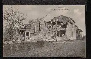 St. Souplet. Durch eine Genate zerstörtes Haus.