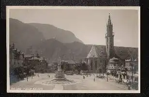 Bolzano. Piazza Walther