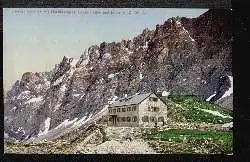 Lamsenjochhütte mit Hochnisslgrag.