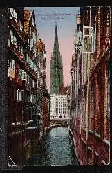 Hamburg. Steckelhörnfleet mit Bicolaikirche.