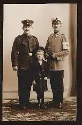 Soldaten. Rote Kreuz. Fotograf Alfred ThielZittau.