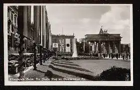 Berlin. Olympiastadt. Der Pariser Platz mit Brandenburger Tor