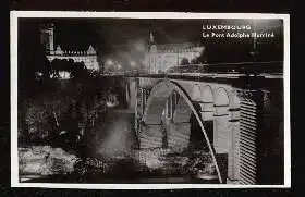 Luxembourg. Le Pont Adolphe illuminé
