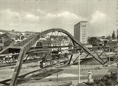 Wuppertal. Blick zur Stadt.