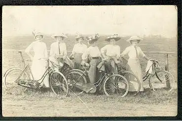 Fahrrad. Foto 1913.