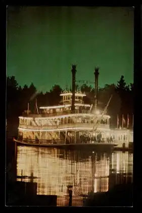 USA. Disneyland. Mark Twein Steamboat.