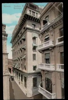 Cuba. Habana. Edificio Barraque Hotel.