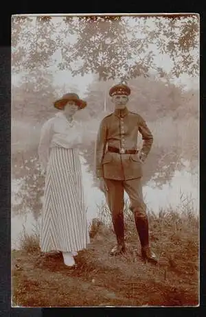 Soldat mit Frau