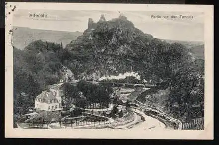 Altenahr. Partie vor den Tunnels