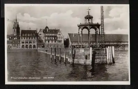 Friedrichshafen. Am Hafen