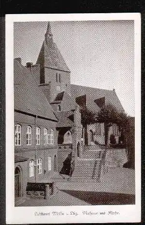 Mölln. Rathaus und Kirche