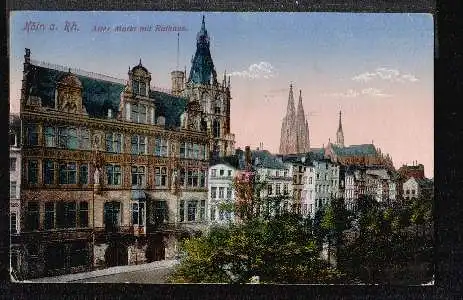 Köln. Altern Markt mit Rathaus