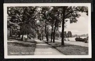 Neuruppin. See ufer mit Dampfer Anlegestelle.