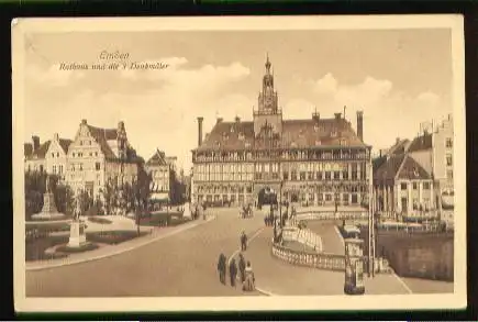 Emden. Rathaus und die 3 Denkmäler