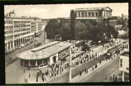 Hannover. Blick vom Europahaus auf Cafe am Kröpcke