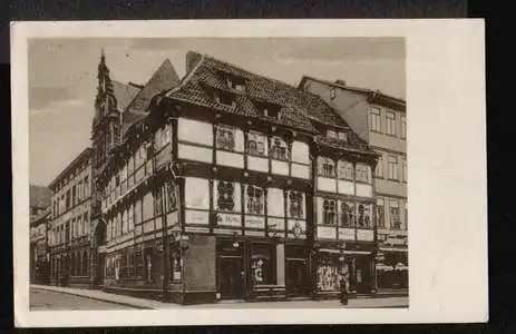 Göttingen. Ratsapotheke, Gothischer Holzbau etwa von 1510