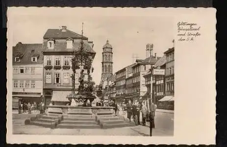 Göttingen. Gänseliesel und Strasse der S. A.