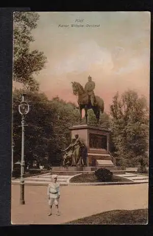 Kiel. Kaiser Wilhelm Denkmal