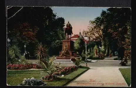 Kiel. Schlossgarten mit Kaiser Wilhelm Denkmal