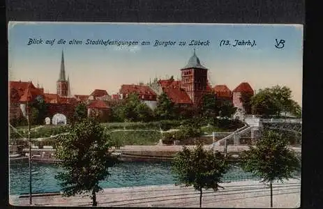 Lübeck. Blick auf die alten Stadtbefestigungen