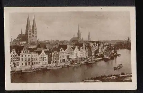 Lübeck. vom Hafen aus gesehen