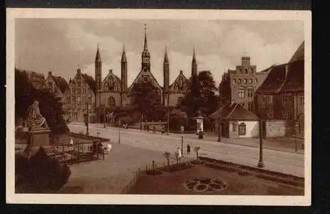 Lübeck. Geibelplatz mit Heiligengeist Hospital