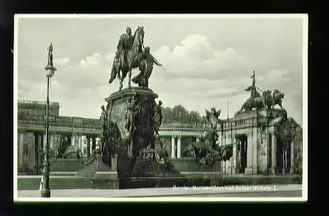Berlin. Nationaldenkmal Kaiser Wilhelm I