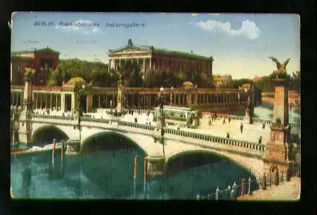 Berlin. Friedrichsbrücke Nationalgalerie