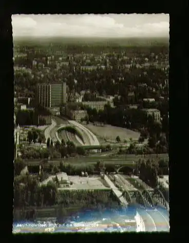 Berlin. Halensee, Blick auf die Schnellstrasse