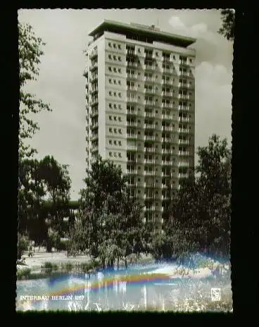 Berlin. Tiergarten, Hochhaus im Hanseviertel