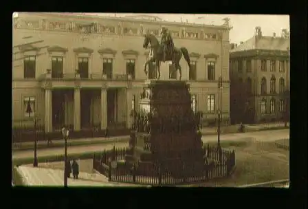 Berlin. Palais Kaiser Wilhelm I und Denkmal Friedrich des Grossen