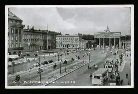 Berlin. Pariser Platz und Brandenburger Tor