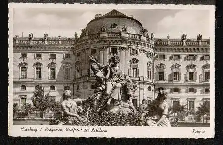 Würzburg. Hofgarten, Westfont der Residenz